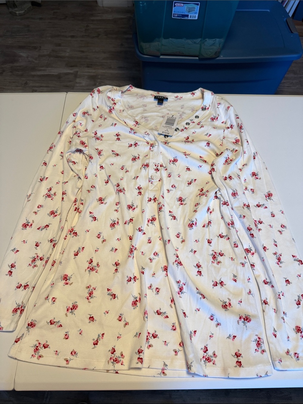 torrid White Long Sleeve Henley Top with Red Floral Print